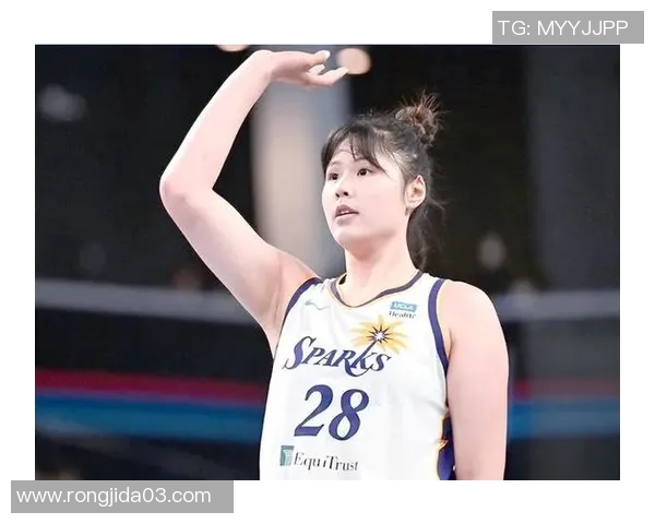 飞翼官方确认李月汝左膝韧带伤赛季将无缘比赛 飞翼官方确认李月汝左膝韧带伤赛季将无缘比赛