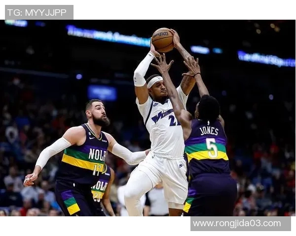 华盛顿送出高抛 加福德顺势起飞暴扣