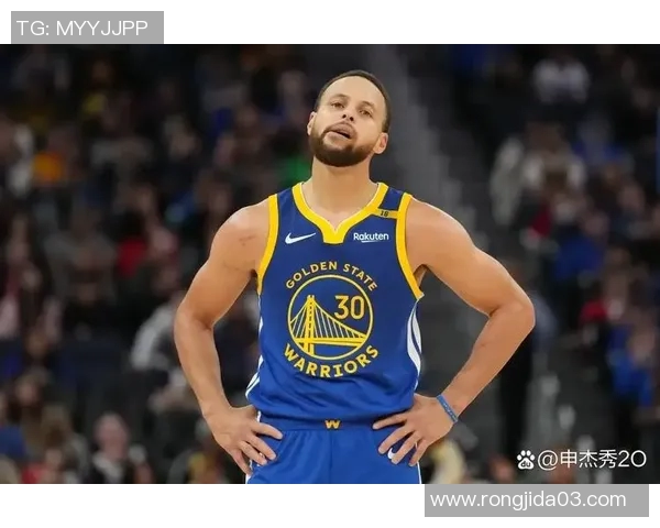 再战8年？拉科布调侃：库里会像汤姆·布雷迪那样打到45岁