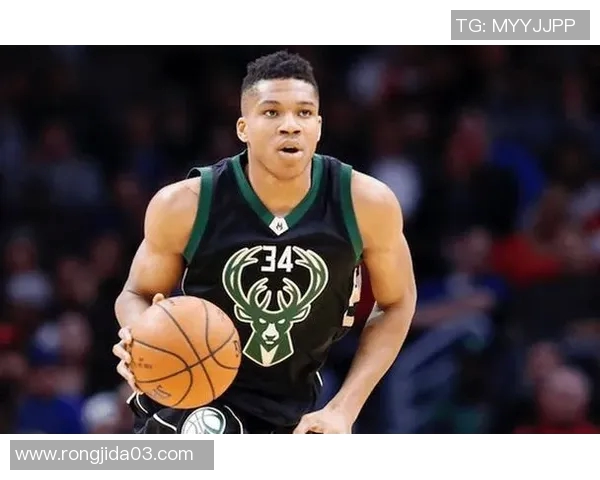 扬尼斯·阿德托昆博和扎克·拉文会出战吗？雄鹿对阵国王伤病报告